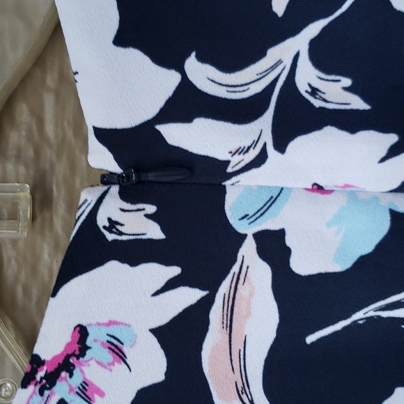 Banana Republic Floral Ruffle Wrap Racerback Dress Navy & Purple Floral 0 - Picture 10 of 15